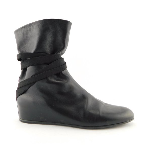 STUART WEITZMAN Black Leather Slouch Ankle Wrap Booties 6 - Picture 1 of 11